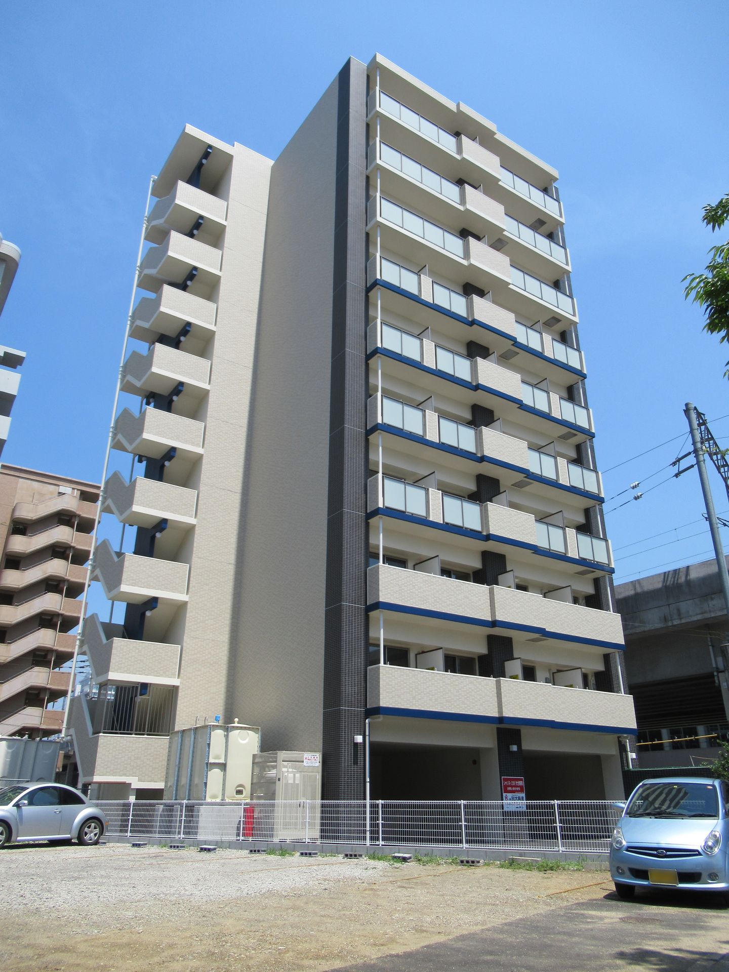 シャンス・ミカド 大分駅南